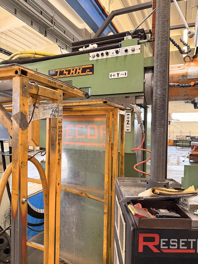 Installata Fresa a Banco Fisso Cnc MECOF CS 88 G