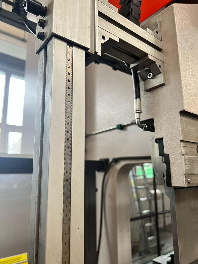 Installata Pressa Piegatrice Cnc BYSTRONIC XPERT 400 x 6200