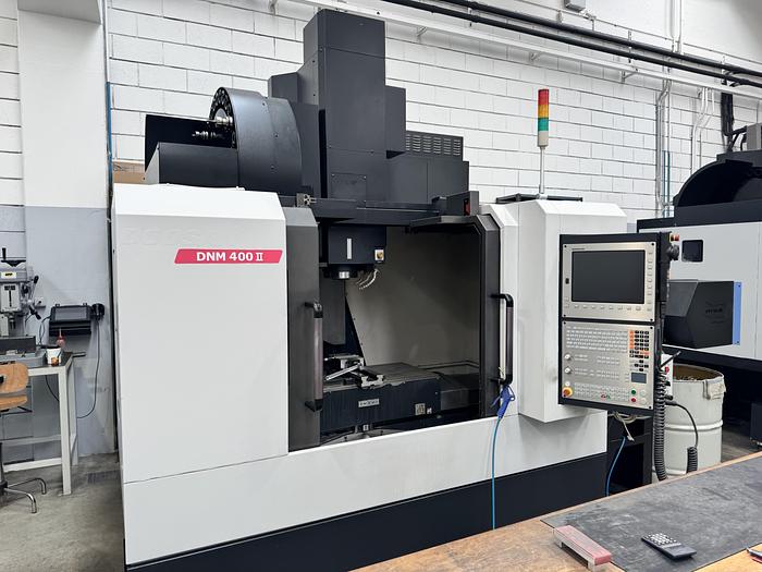 As new Centro di Lavoro Verticale DOOSAN DNM 400 II