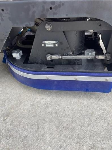 Used 2016 FACTORY CAT GTX-26D RIDER FLOOR SCRUBBER (DISC)