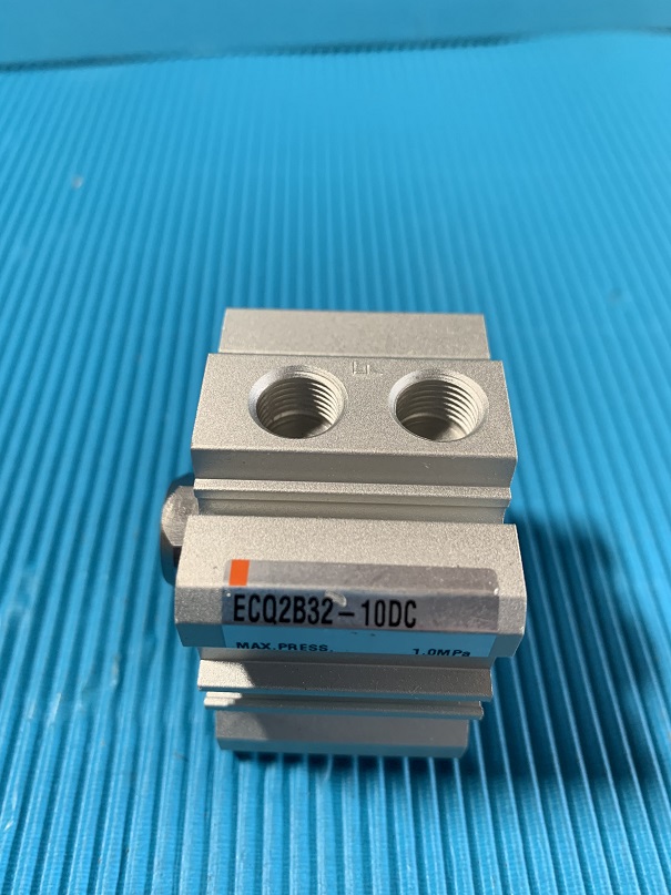 Used SMC Air Cylinder ECQ2B32-10DC