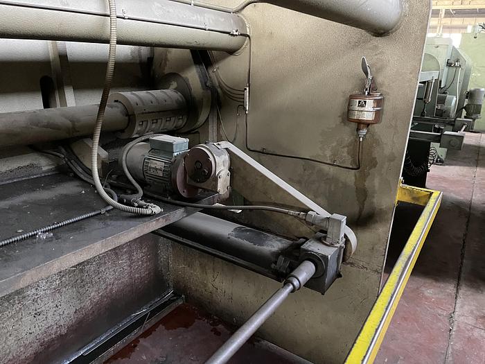 Buone Cesoia a Ghigliottina Meccanica COLGAR CM 305