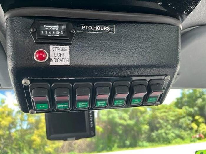 Used Altec AT40G 45ft Bucket Boom on 2013 Ford F550 4x4 Extended Cab Utility Truck – C98558