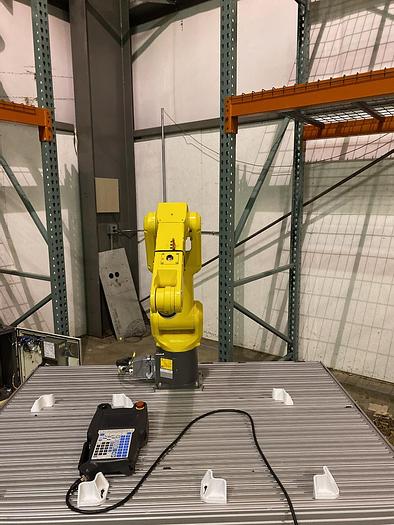 Refurbished FANUC LR Mate 200id/7L with R30ib+ controller and table - Low Hour Demo Unit