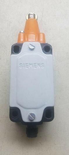 Used SIEMENS 3SE2120-1DV00-0AC4 SWITCH