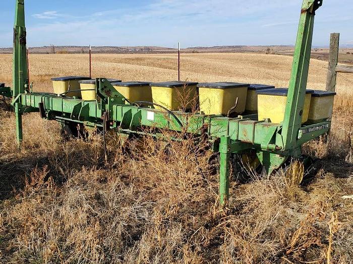 Used 6R30 John Deere 7100 Planter