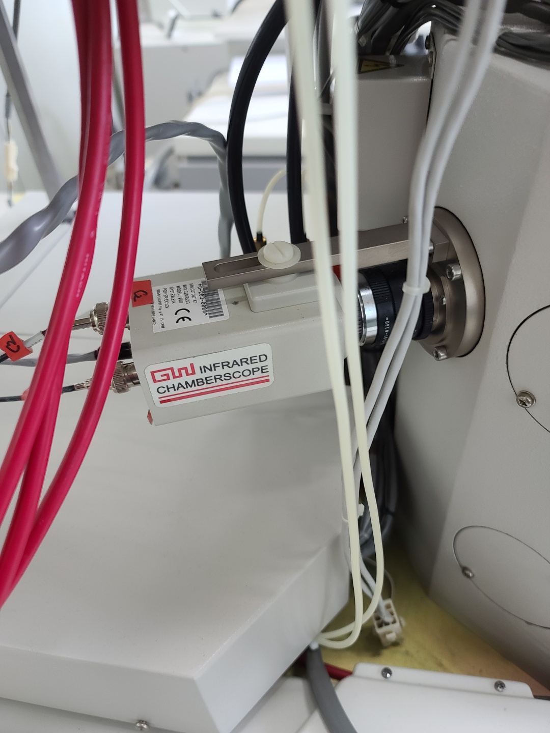 Used 2001 Hitachi S-4700 II SEM