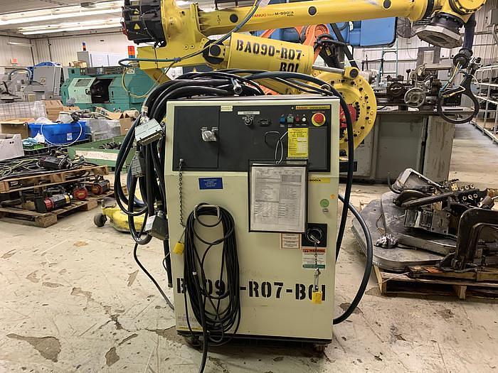 Used SEVERAL FANUC  M900iA/400L 6 AXIS CNC ROBOT WITH R30iA CONTROLLER 400KG X 3625mm HIGH REACH