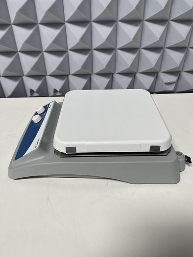 Used VWR 97042-674 10x10 Hot Plate Stirrer 1550W, 120V