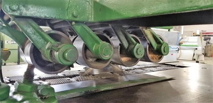 Used *SOLD* Straight Line Rip Saw - CMC 611