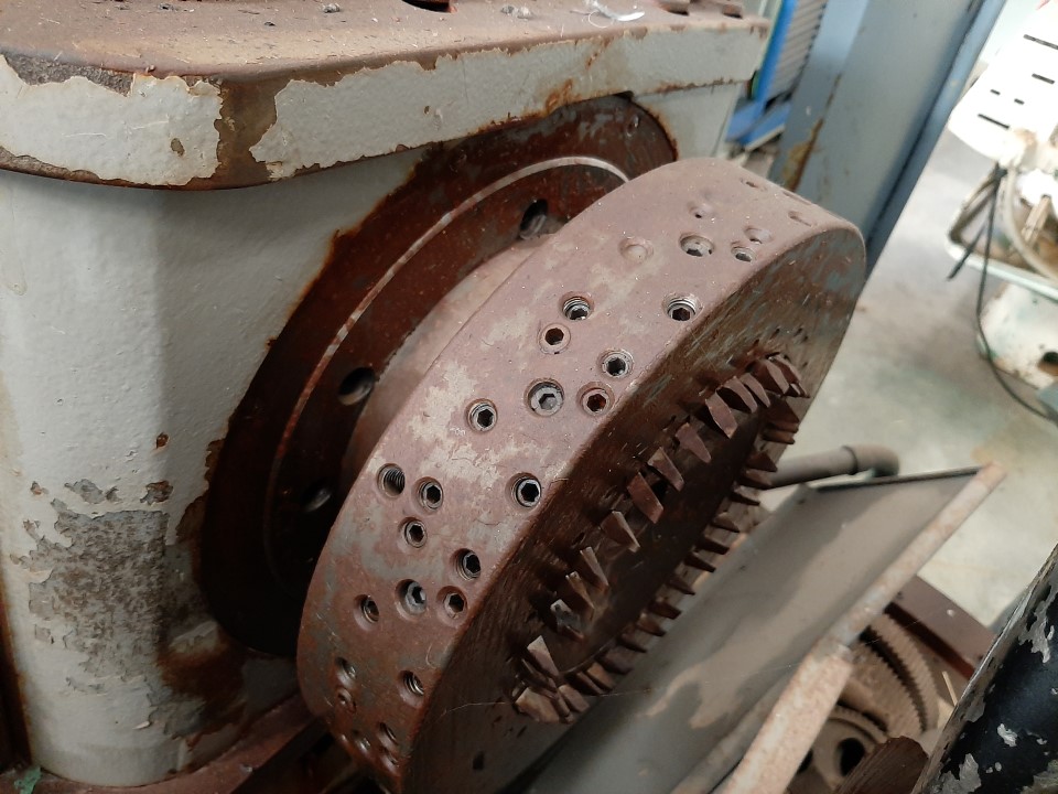 Usado 1979 OERLIKON SKM 1 Talladoras de grupos conicos #7151