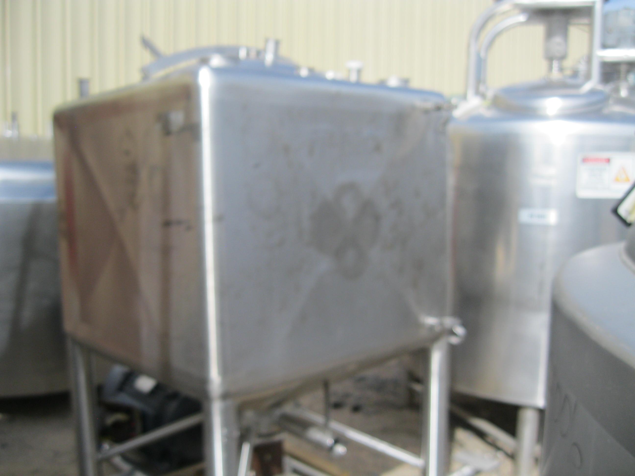 Usado 200 GALLON LIQUIFIER TANK