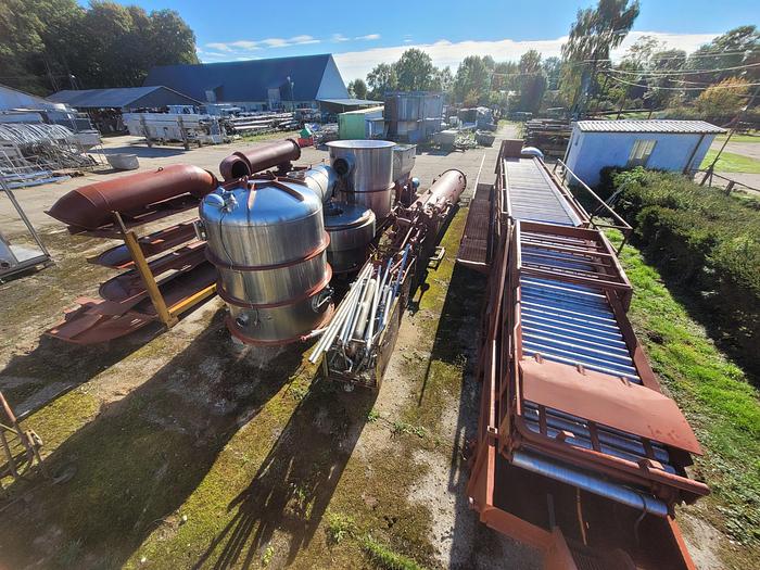 Used Linia do przerobu pomidorów na pastę pomidorową o wydajności 200 t świeżych pomidorów na dobę ze stacją wyparną 2-stopniową firmy "MANZINI"