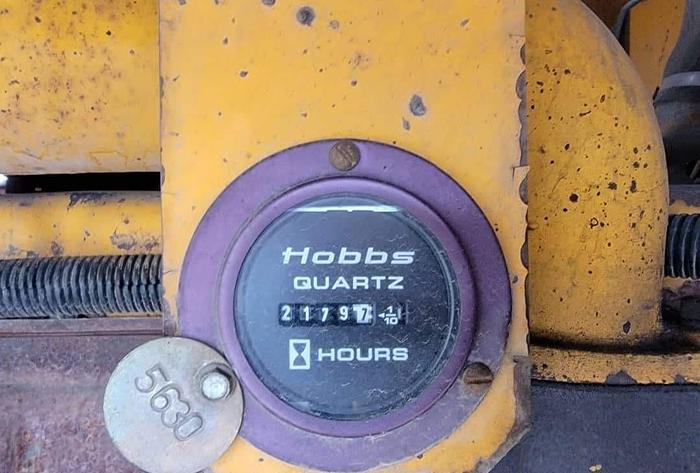 Used 1988 John Deere 670B