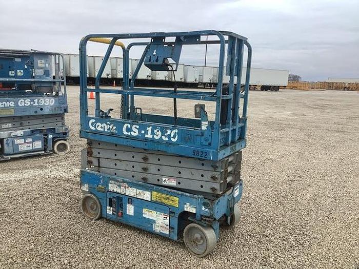 Used 2005 Genie GS-1930 DC Scissor Lift