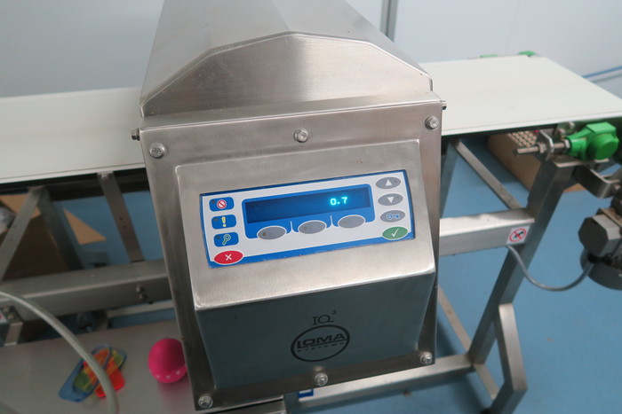 Used Loma IQ3 Metal Detector