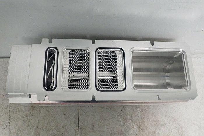 Used Pfeiffer SplitFlow 270 3P Agilent G2597-80210 Vacuum Pump with Controller TC 400