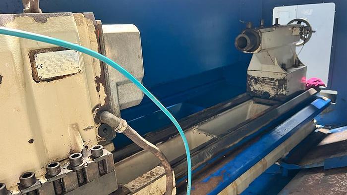 Used Tokarka CNC Pinacho Titan 500