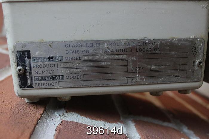 Used Yamatake-Honeywell KIX18B-E12X2TY-XSX Magnetic Flow Transmitter #39614