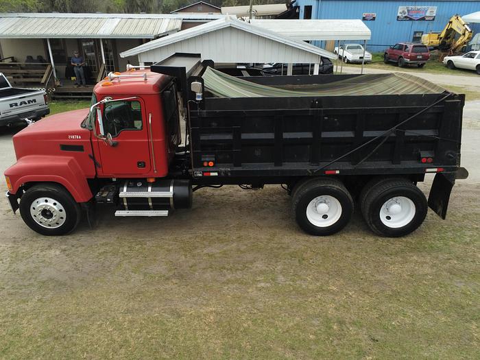 Used 2008 Mack CHU613 TANDEM AXLE DUMP TRUCK