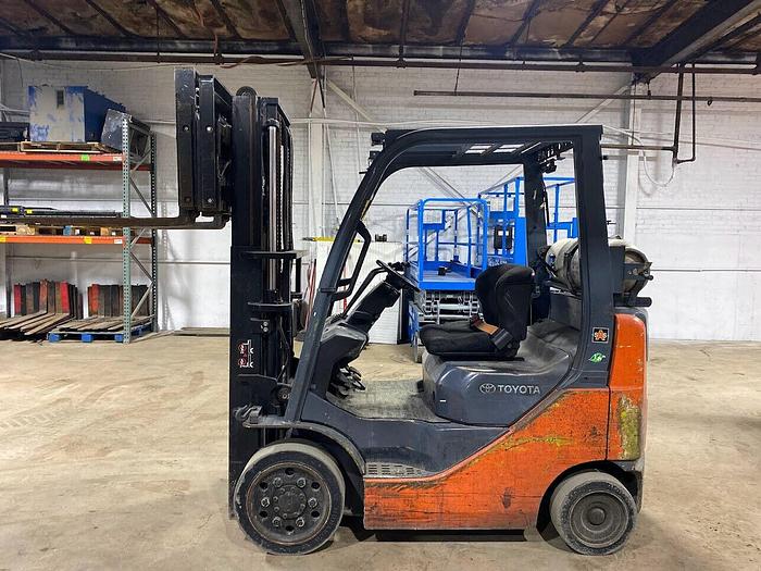 Used 2011 TOYOTA 8FGCU20