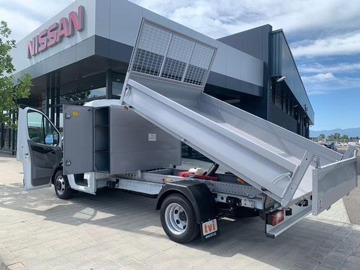 Maxus 3500 kg + Caixa bolquet JPM + Caixa d’eines