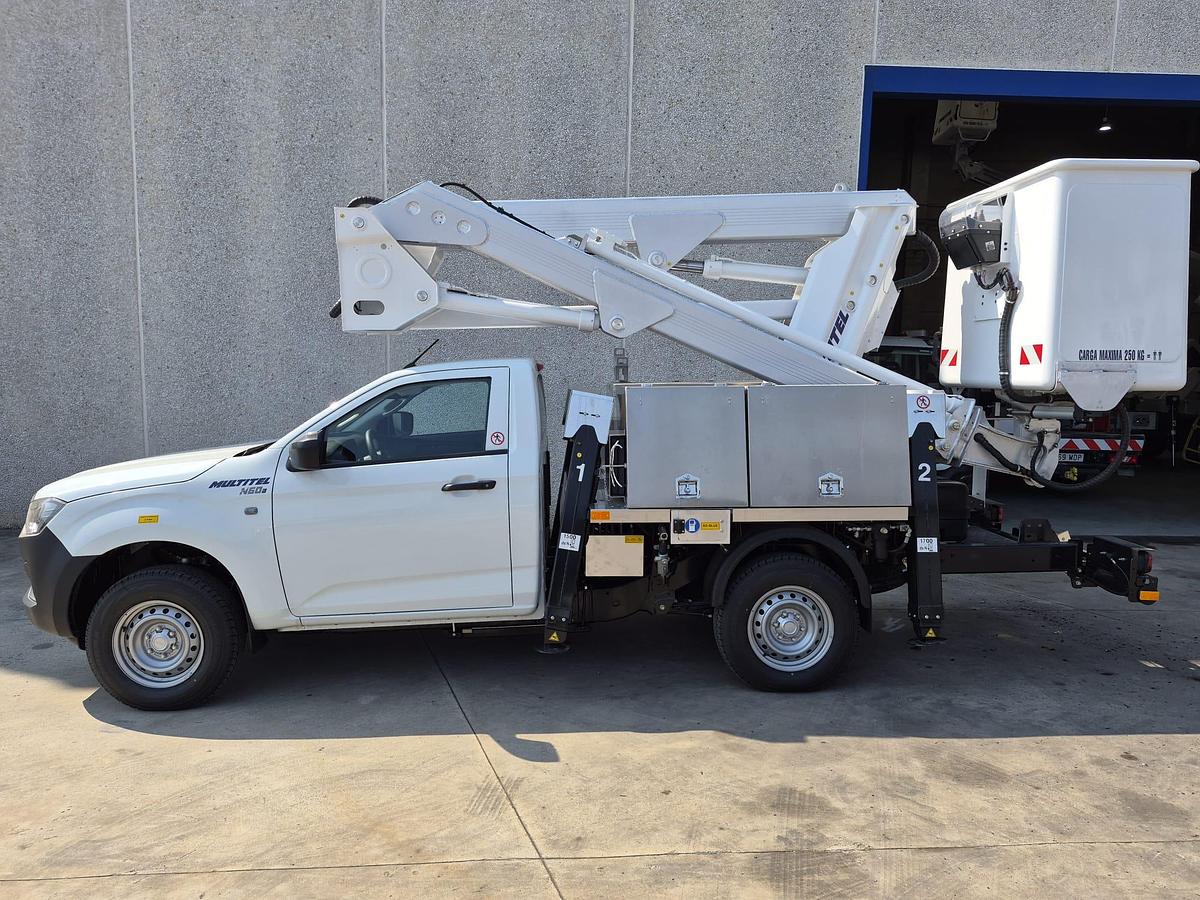 Multitel MXE130 · Isuzu D-MAX