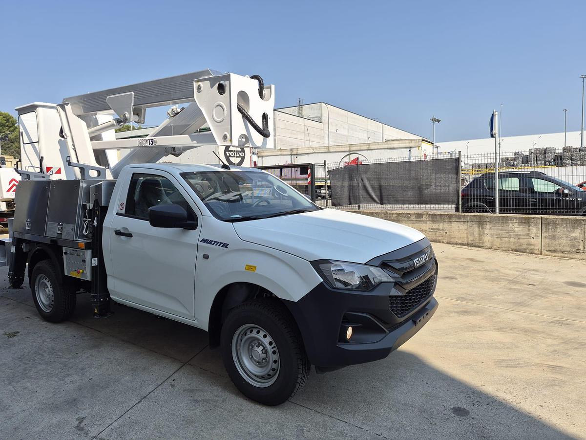 Multitel MXE130 · Isuzu D-MAX