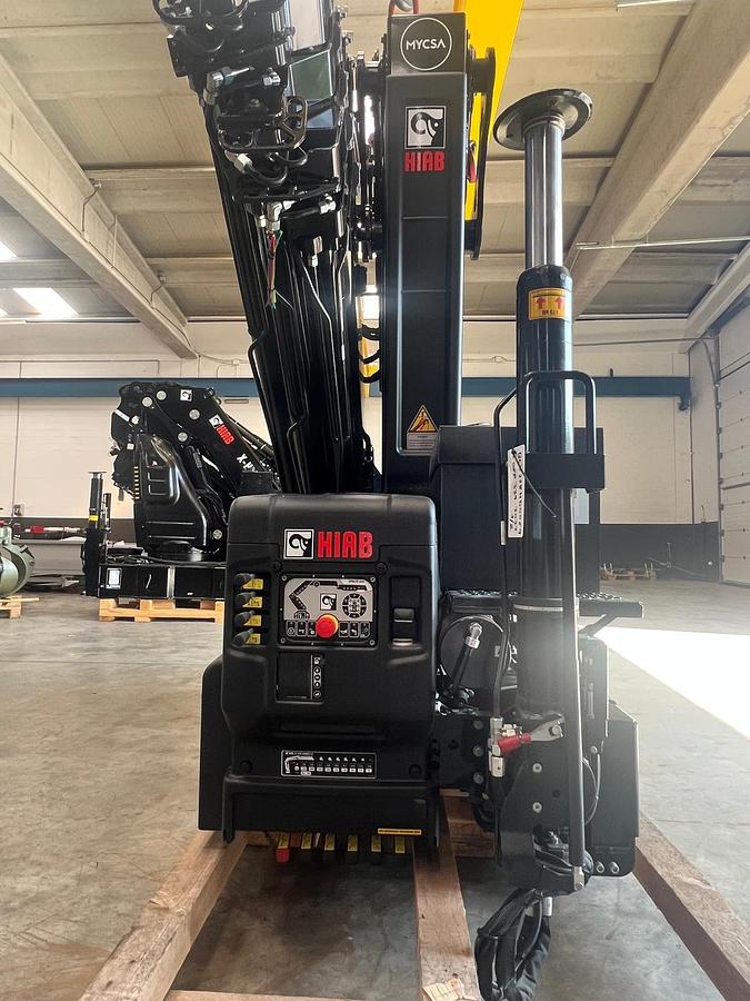 Fuso + Effer 35 3S + JPM