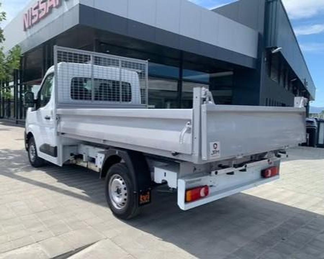 Nissan 3.500 kg. · Volquete JPM