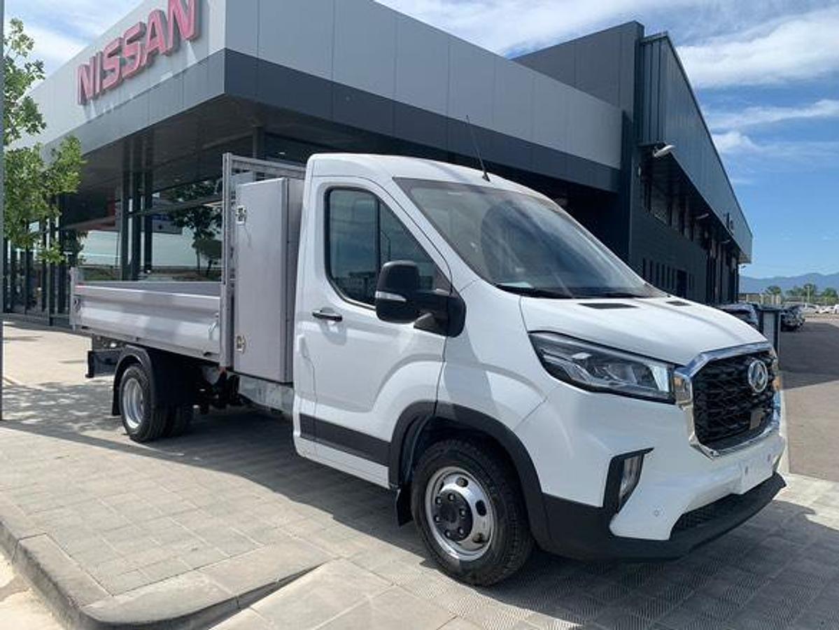 Maxus 3500 kg + Caixa bolquet JPM + Caixa d’eines