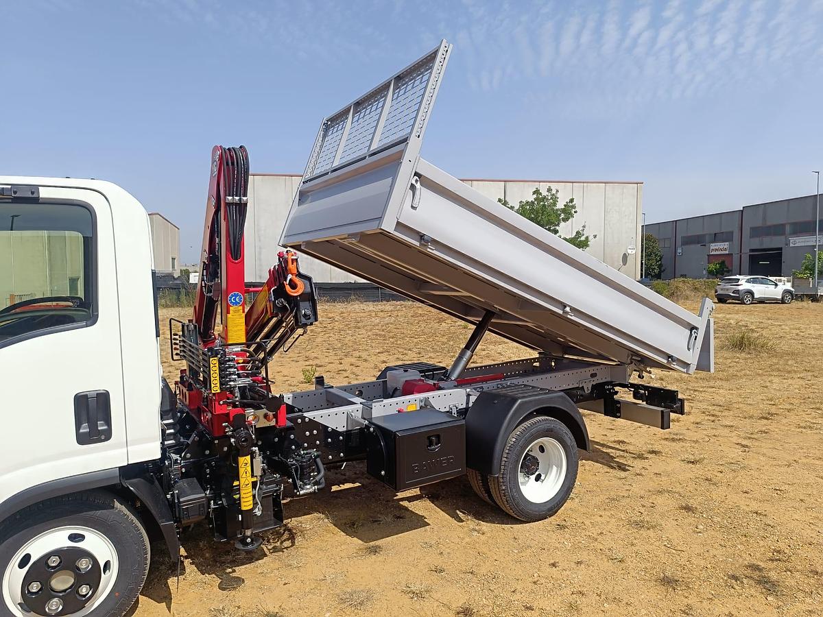 Isuzu M21T HEAVY + Grúa HC 35X A3 + Volquete JPM
