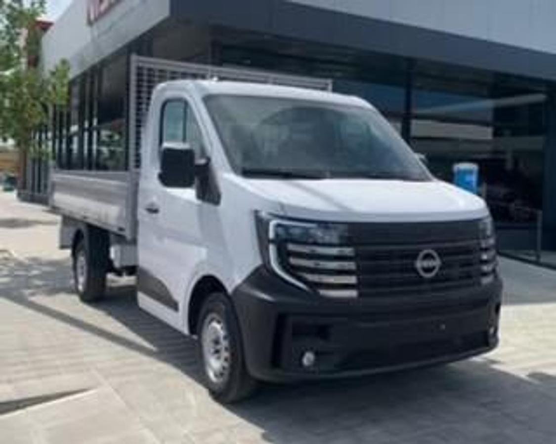 Nissan 3.500 kg. · Volquete JPM