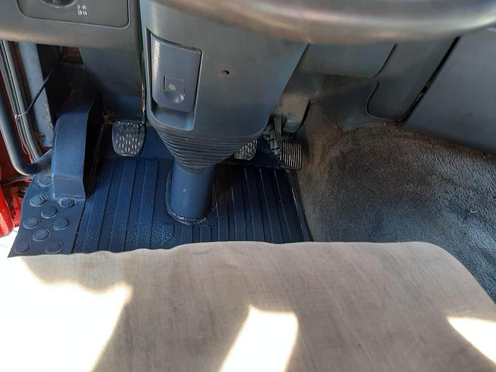 Gebruikt 1997 MERCEDES BENZ 1840 3 PEDALS