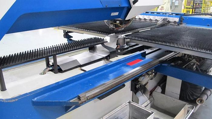 Used 22 TON, TRUMPF TC2000R, 1999, CNC TURRET PUNCH