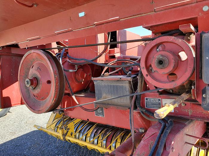 Used New Holland BB900 Baler w/ 14 x 21 Chamber