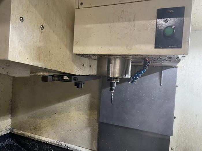 Used 2015 HYUNDAI-WIA F500VM 4-Axis Vertical Machining Center