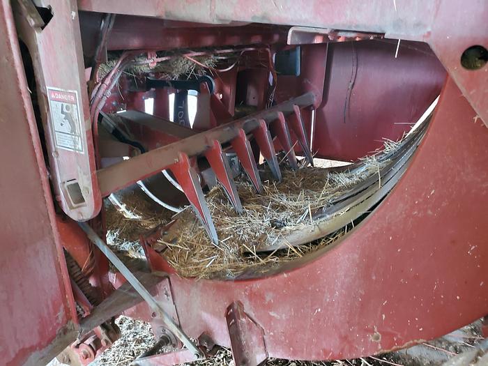 Used 2003 Hesston 4910 Baler w/ Accumulator