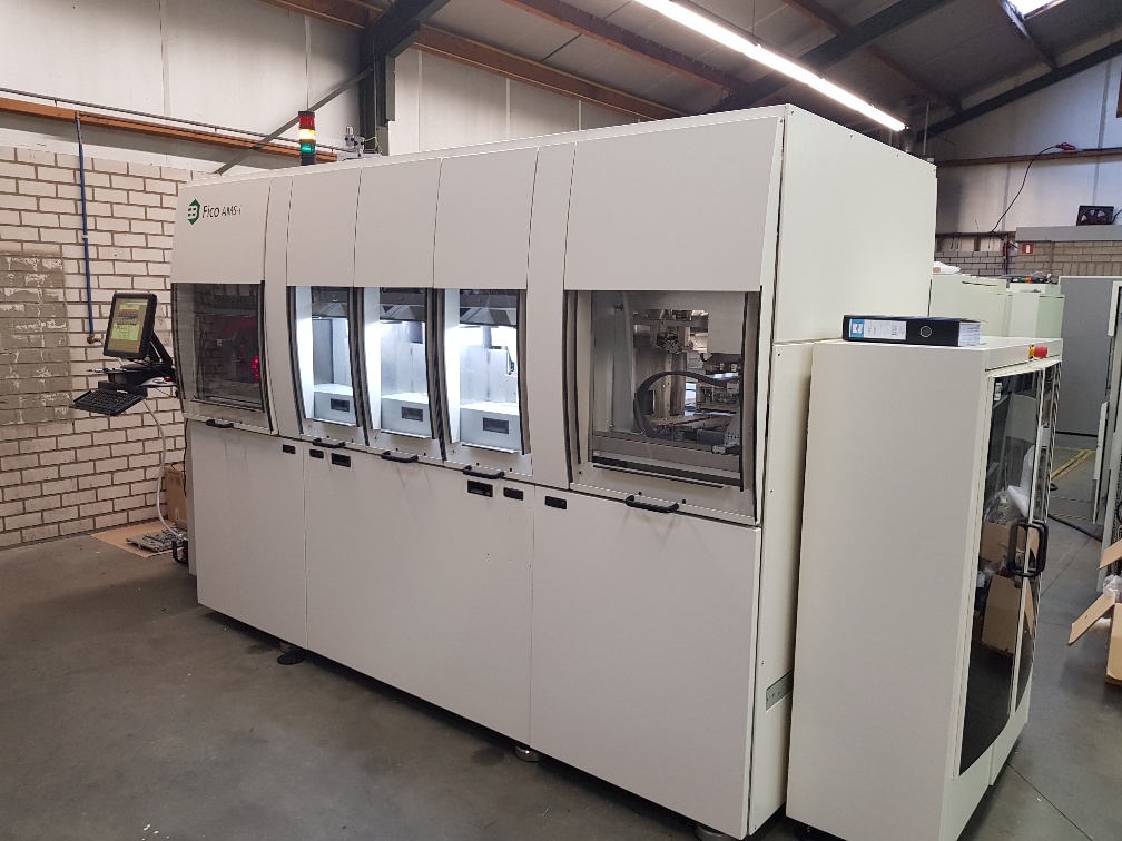 Used Lintec Rad2500 F12 Wafer Mounter