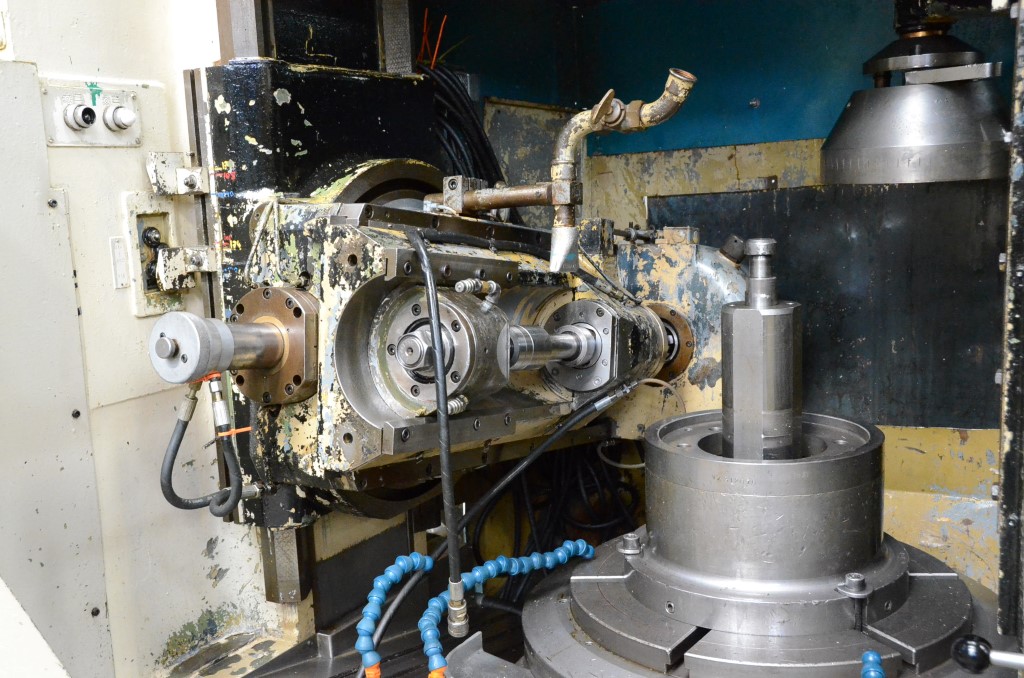 Usado 1966 LIEBHERR L 650 Talladoras de Fresa Madre #4314