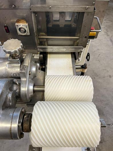 Used Extruder RHEON Type FN-208 with , YOM 1990.