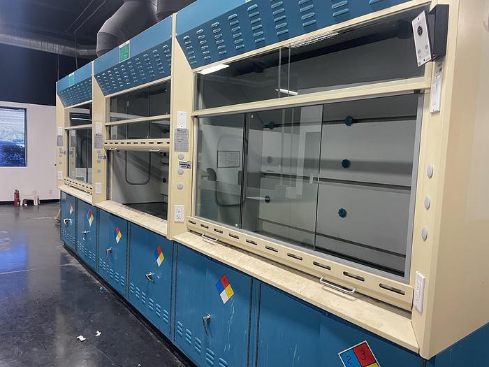 Used Unknown 6' Fume Hood