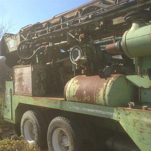 Used 1986 Chicago Pneumatic 650 Drill Rig