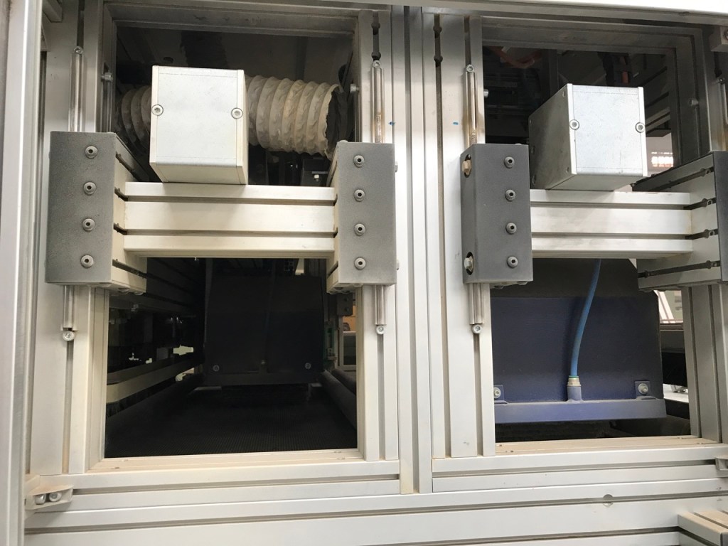 Usato 2004 Spazzatrice superiore marca Italmeccanica