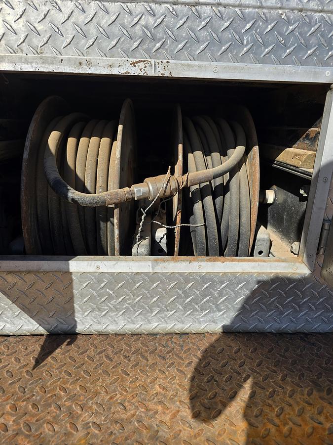 Used 2013 Peterbilt Extreme Wireline Truck