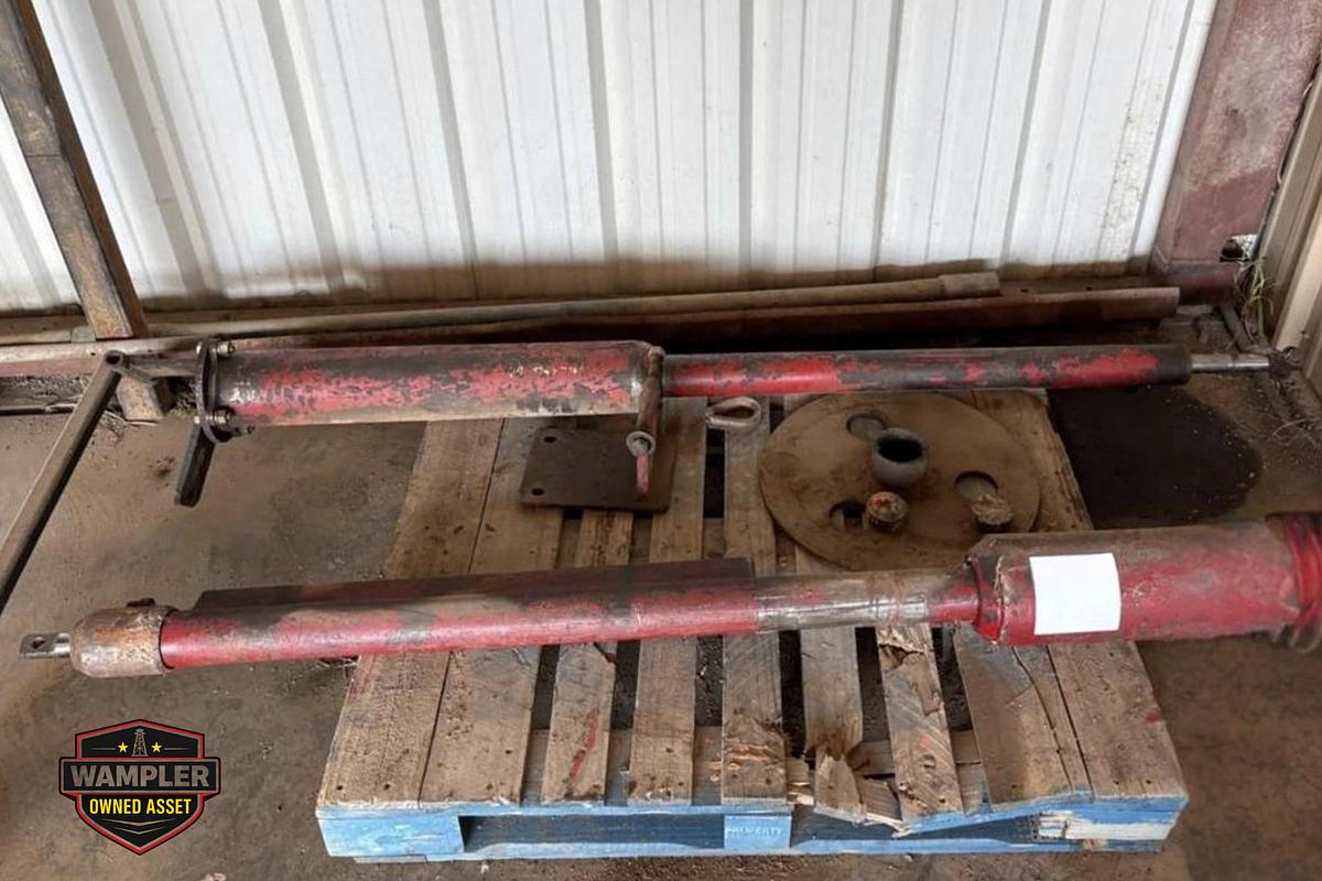 Used (2) Foster Hydraulic Lift Cylinder