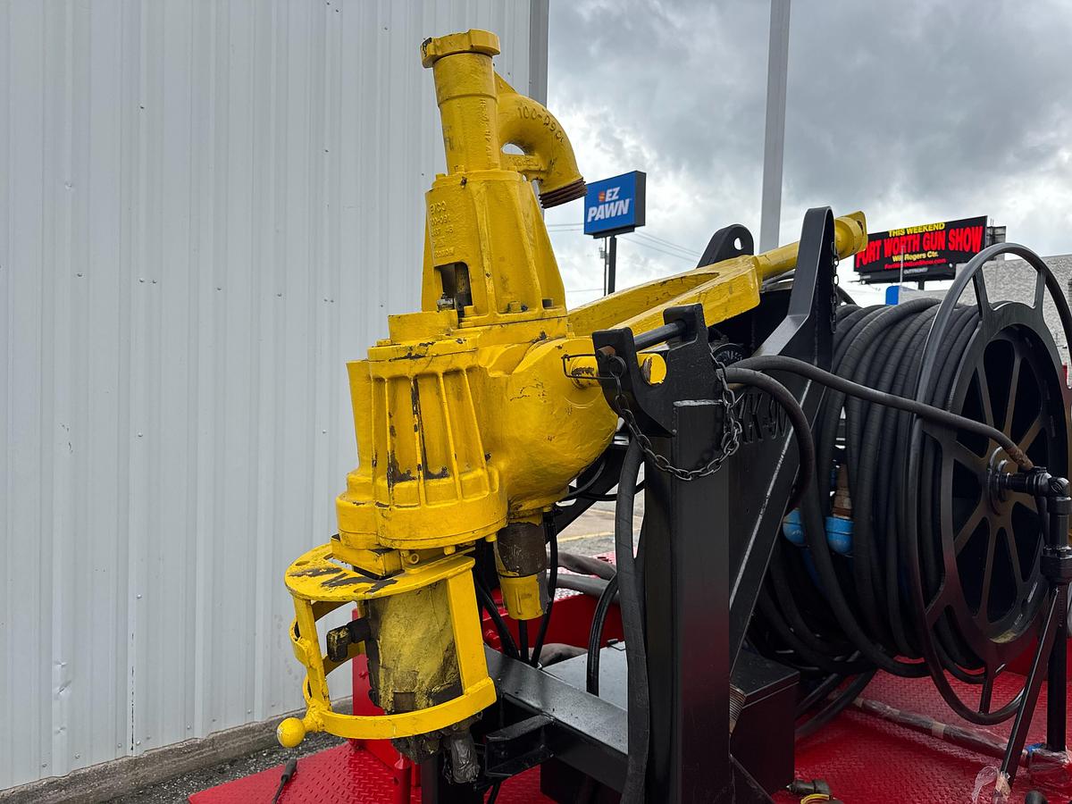 Used 2013 Venturetech XK-90 Gooseneck Trailer