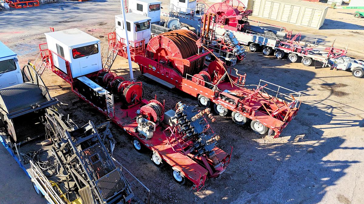 Used 2015 HydraRig 4-Axle Coil Tubing Trailer with 2015 HydraRig Support Trailer