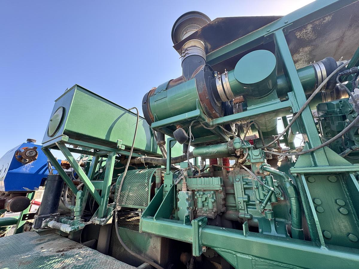 Used 2008 Mack High-Pressure Frac Pump Truck - GU813