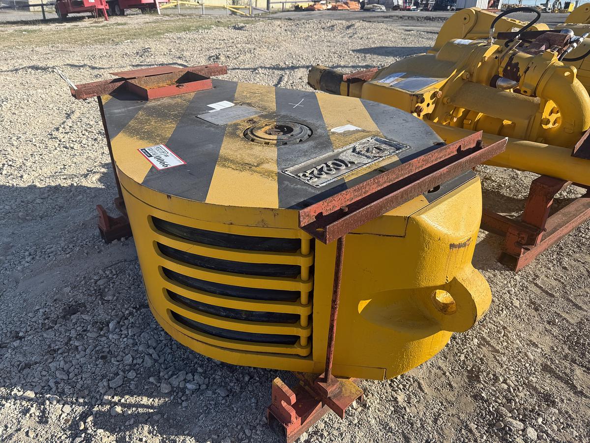 Used 225-Ton Traveling Block